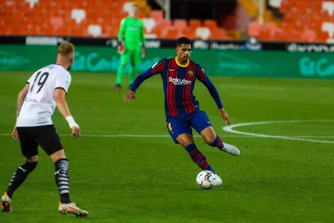 ليفربولمباشراليومالانمتابعةحيةلأحدثأخبارالفريق