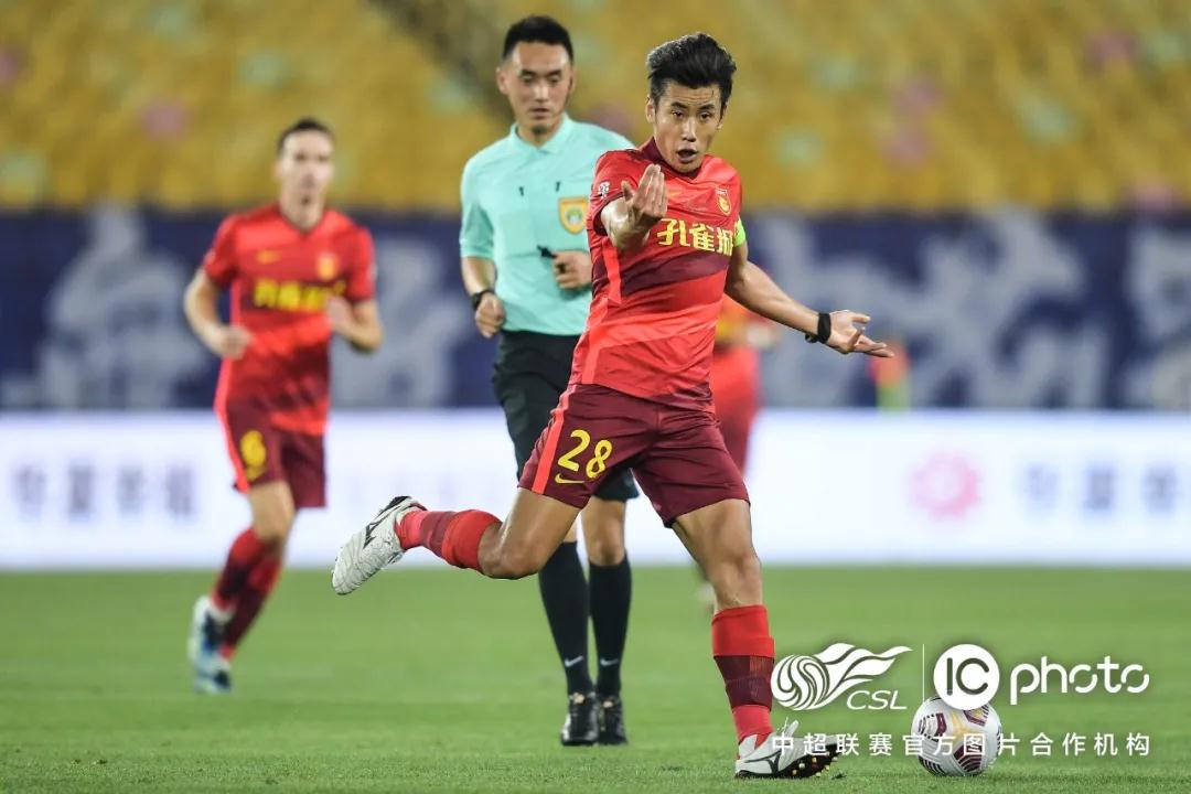 بث مباشر الأهلي والعينمواجهة نارية في دوري أبطال آسيا